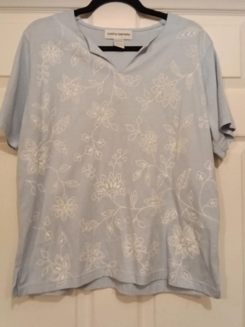 Cathy Daniels Pale Blue Short Sleeve V-Neck Top with White Floral Print